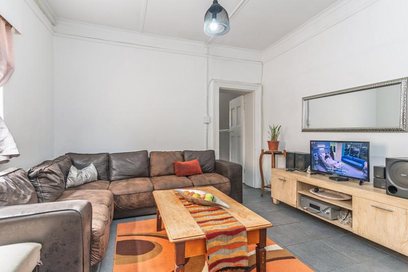 2 Bedroom Property for Sale in Woodstock Western Cape